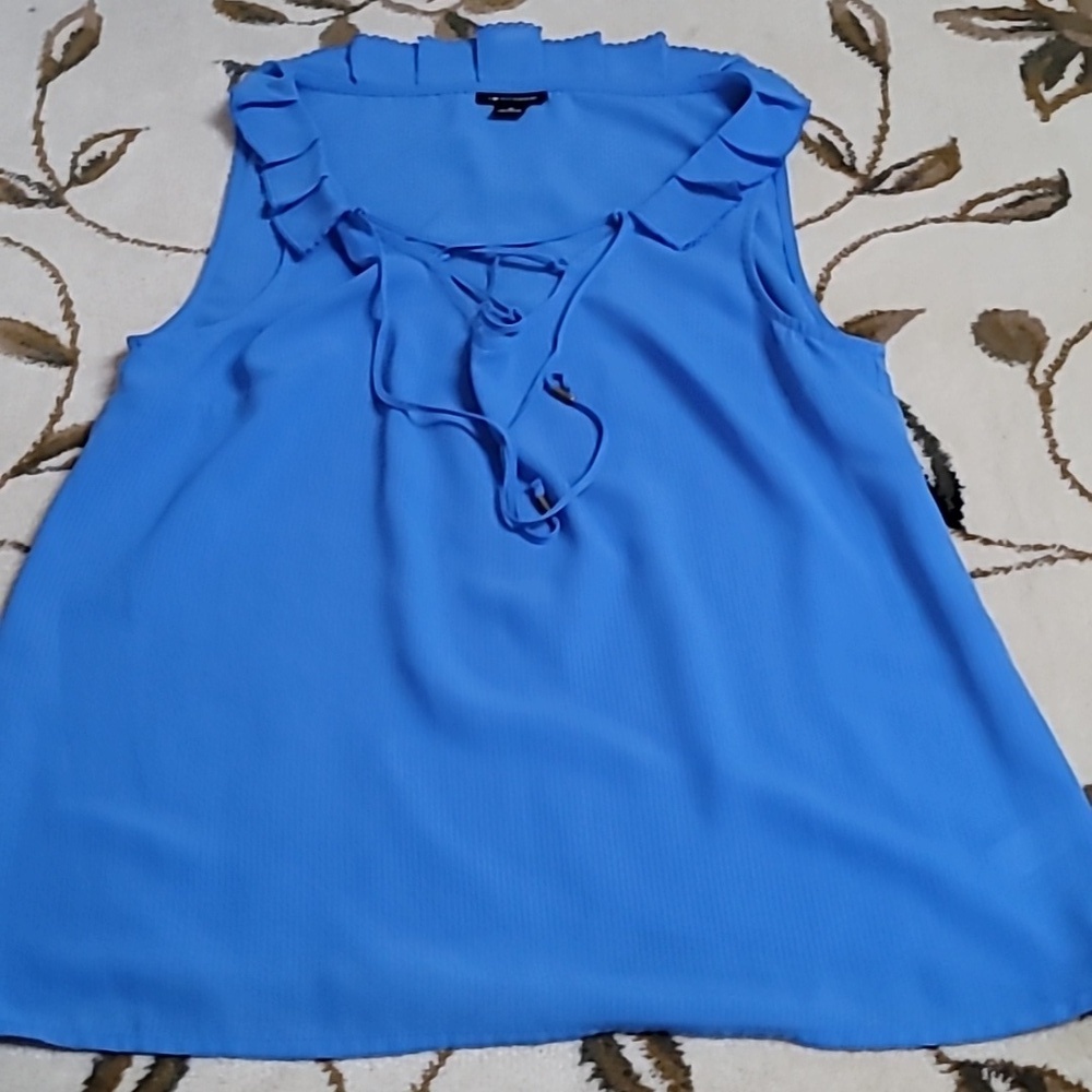 I ❤️ Heart Ronson Sleevless Ruffle V-Neck Blouse, Size M - Picture 13 of 13